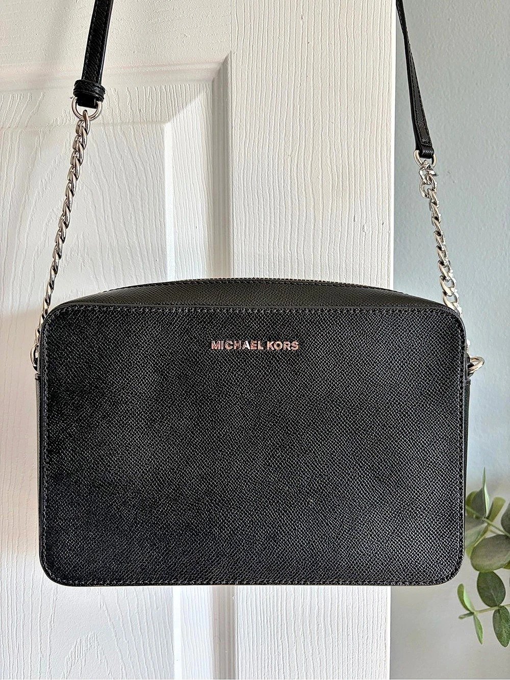 Michael Kors Leather Crossbody Bag Black